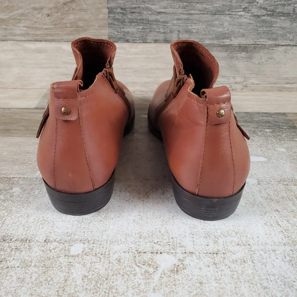 David Tate Maizy Womens Bootie Sz 8.5 W Brown Comfort Buckle Leather Side Zip